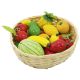 Cesta con frutas variadas, de Goki